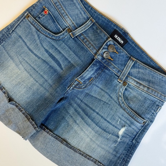 Hudson Women's Ruby Cuffed Mid-Thigh Denim Shorts ❤️ 25 - Picture 3 of 7
